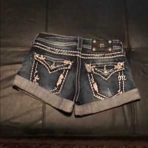 MissMe cuffed shorts